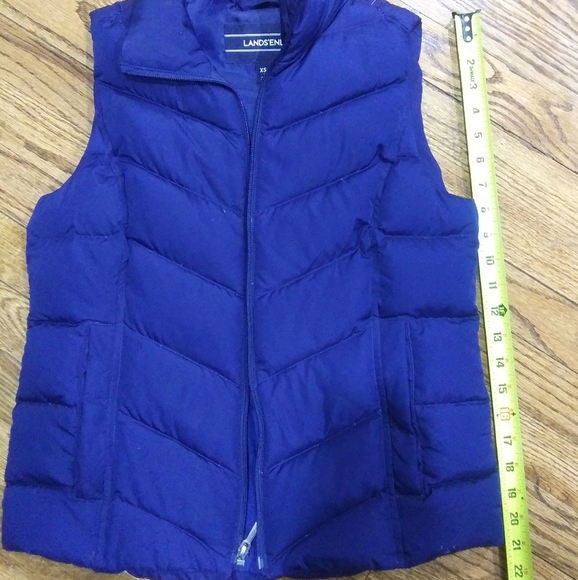 Women's Lands End Down Puffer Vest - Picture 6 of 6